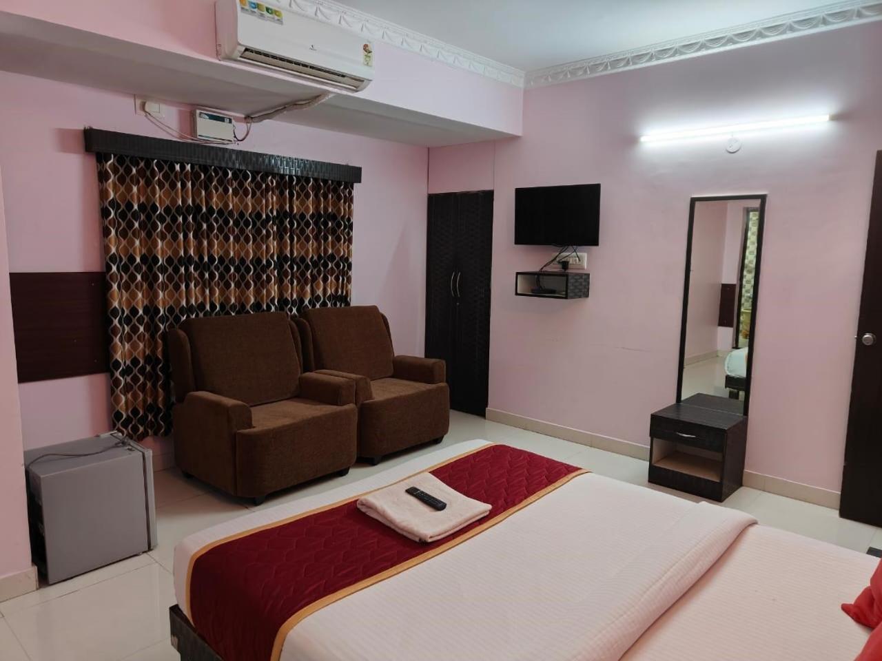 Brahma Inn Bangalore Buitenkant foto