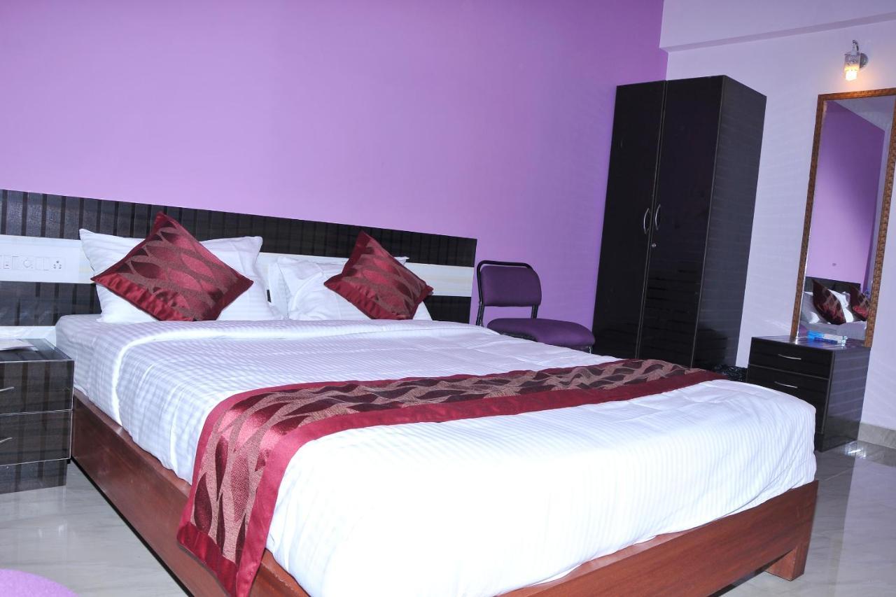 Brahma Inn Bangalore Buitenkant foto